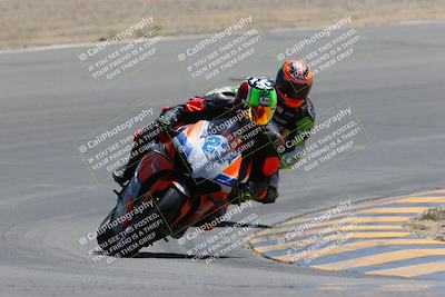 media/Apr-09-2023-SoCal Trackdays (Sun) [[333f347954]]/Turn 10 (115pm)/